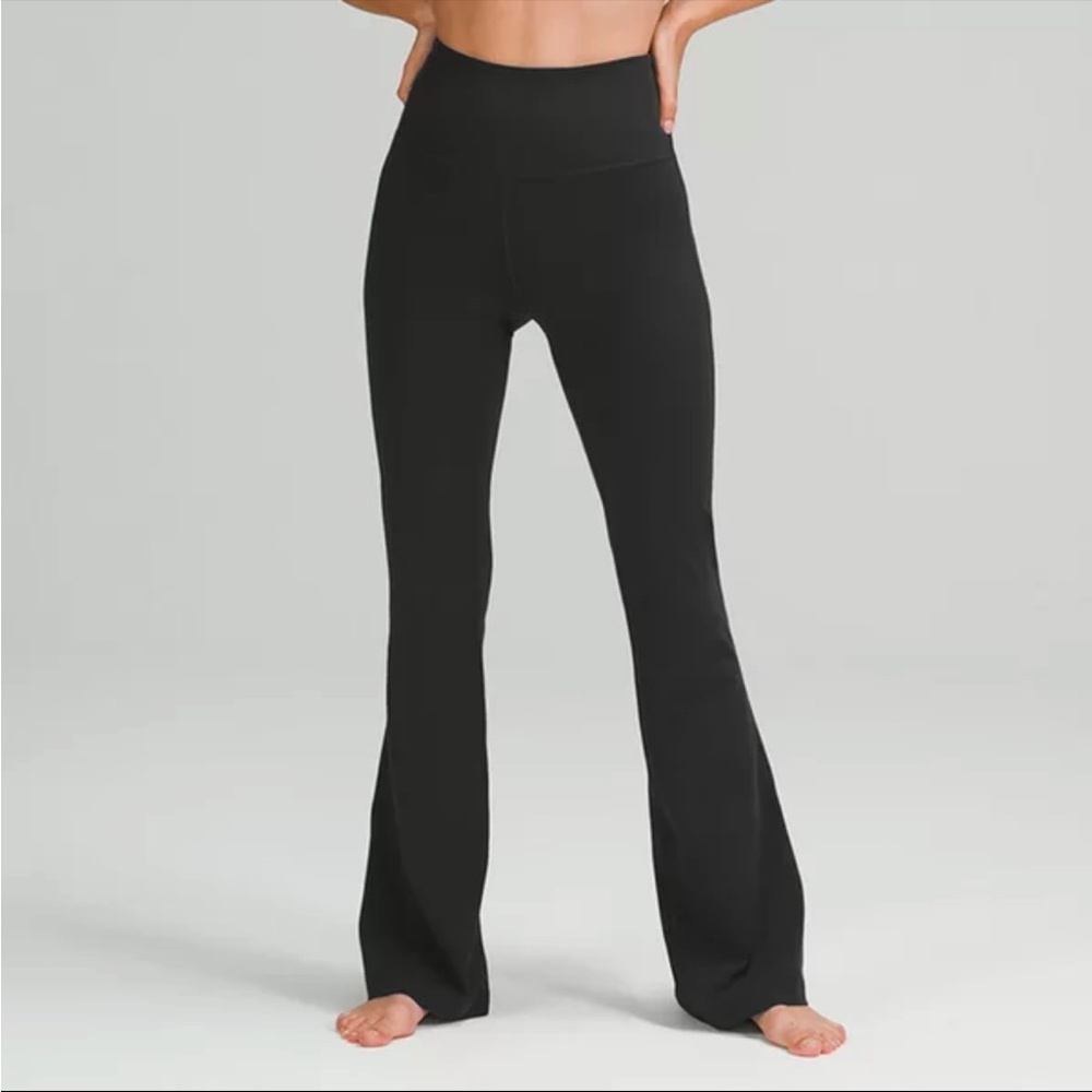 Lululemon super high rise Groove flare pants (FROM DHGATE)